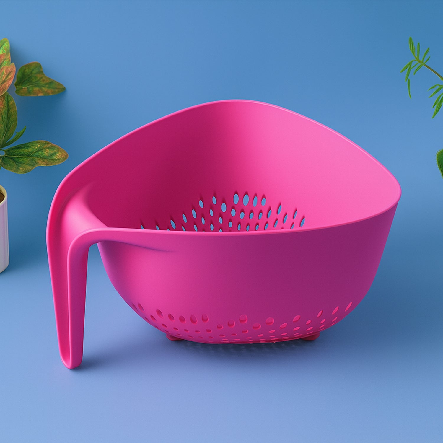 Supermom Plastic Premium Multipurpose Triangular Kitchen Colander Supermom Plastic Premium Multipurpose Triangular Kitchen Colander